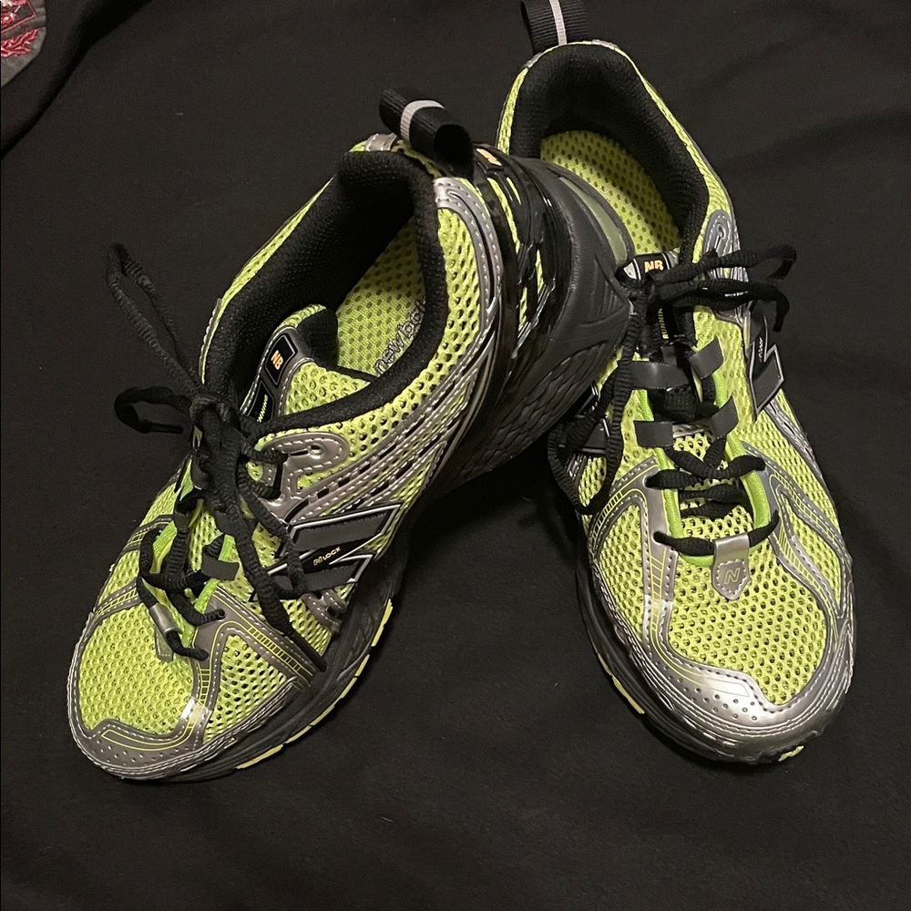 New balance 19R Men’s Runner— Neon, Silver and Black (M1906RCG).